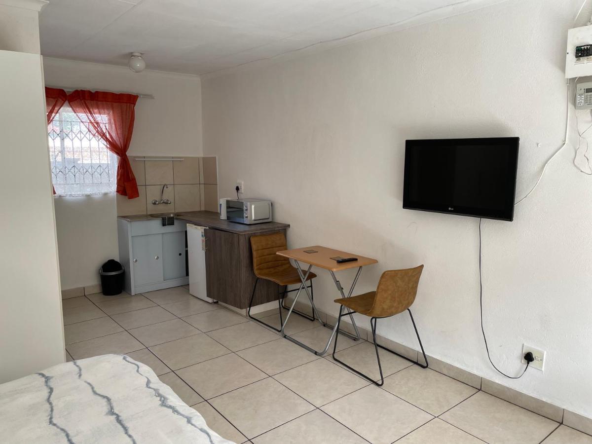 La Fiance Village Polokwane Eksteriør billede
