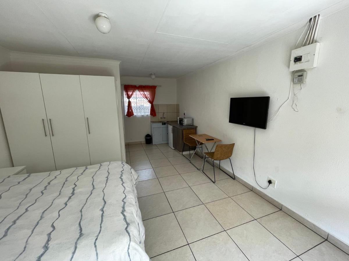 La Fiance Village Polokwane Eksteriør billede